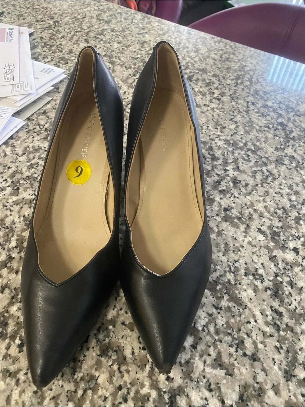 Marc Fisher Black Pointed Toe Leather Pumps - Sleek V-Cut Vamp